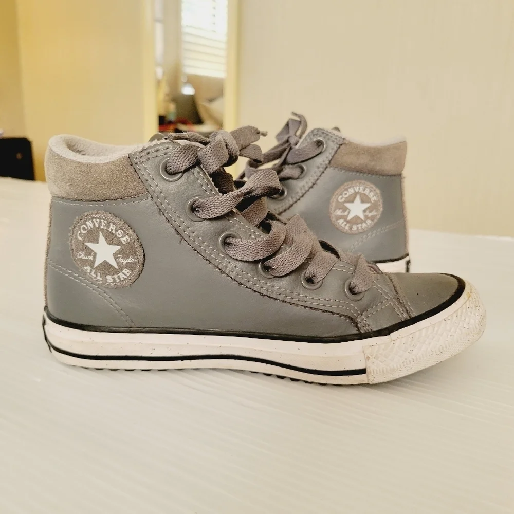 Converse Boys Winter High Top Soft Fur Lined Gray Leather All star Sneakers 2
